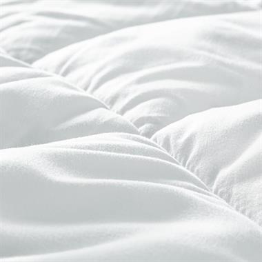 Englısh Home Siesta Beyaz Mikrofiber Yorgan 155x215  cm