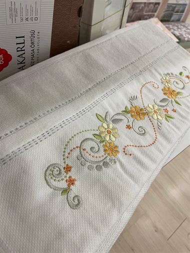 ÖZDİLEK SEDA BEYAZ HAVLU (50x90) NAKIŞLI