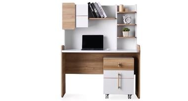 Genç Çalışma Masası