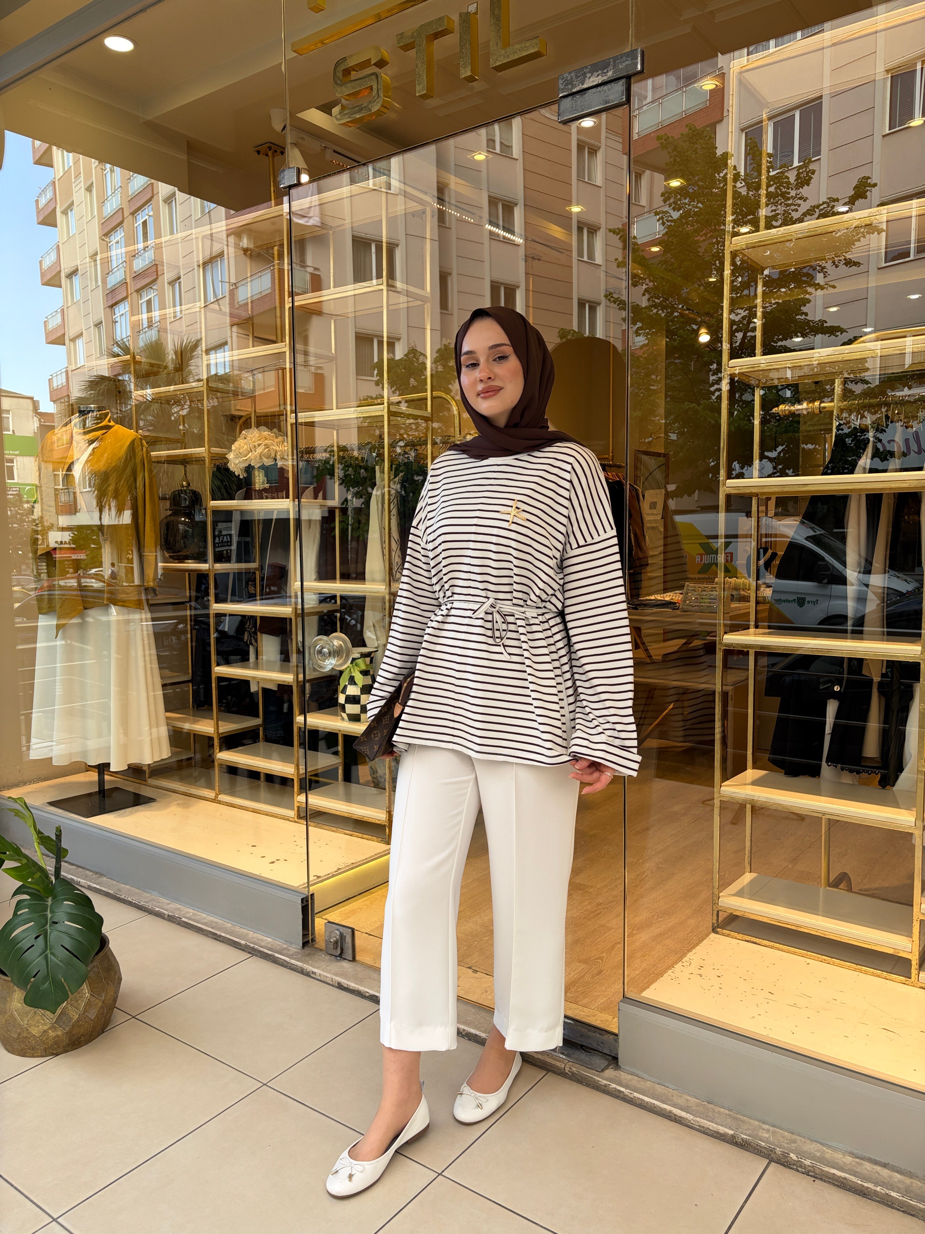 ÇİZGİLİ YIRTMAÇLI SWEAT KAHVERENGİ