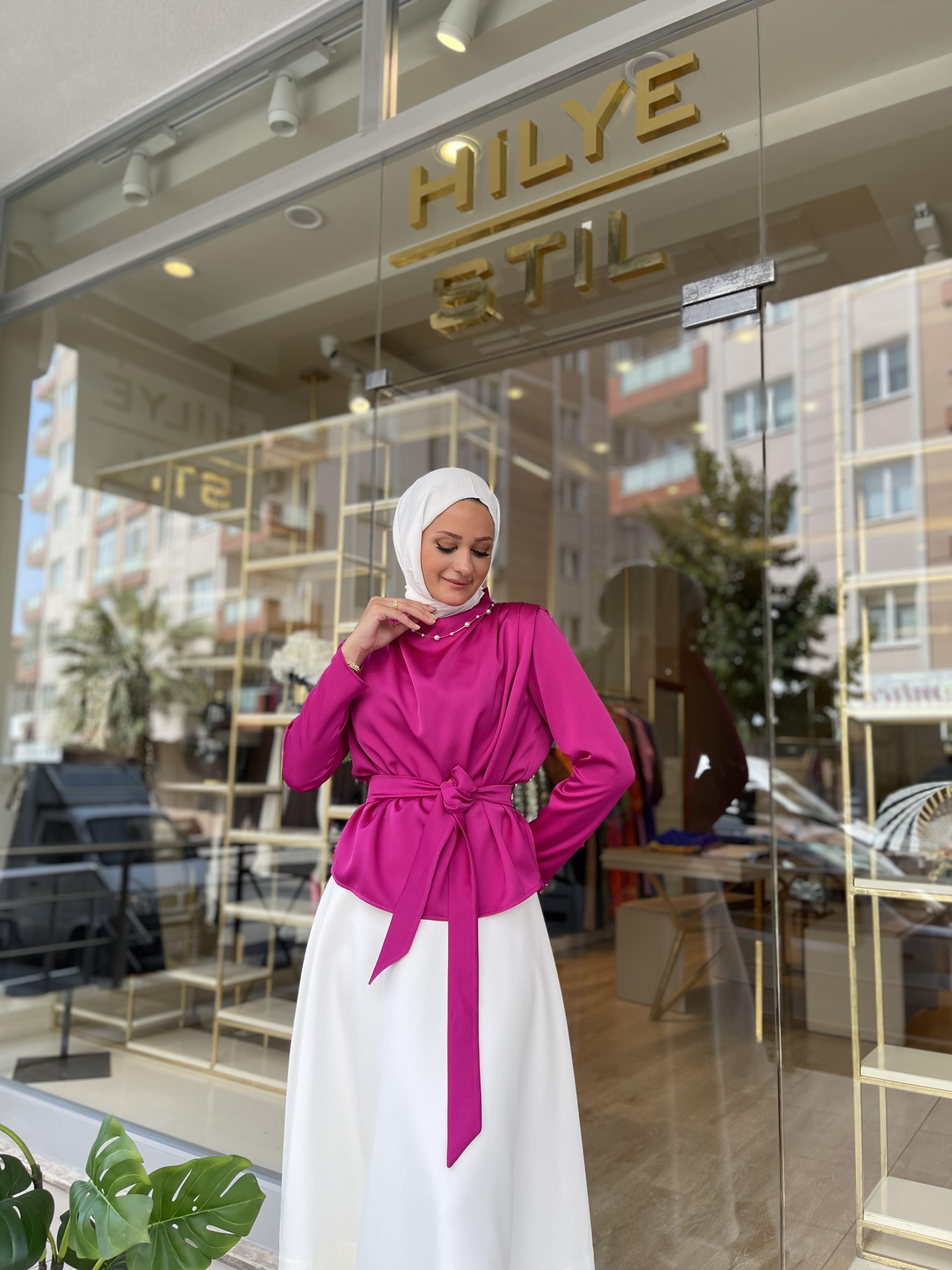 Omzu Büzgülü Krep Bluz