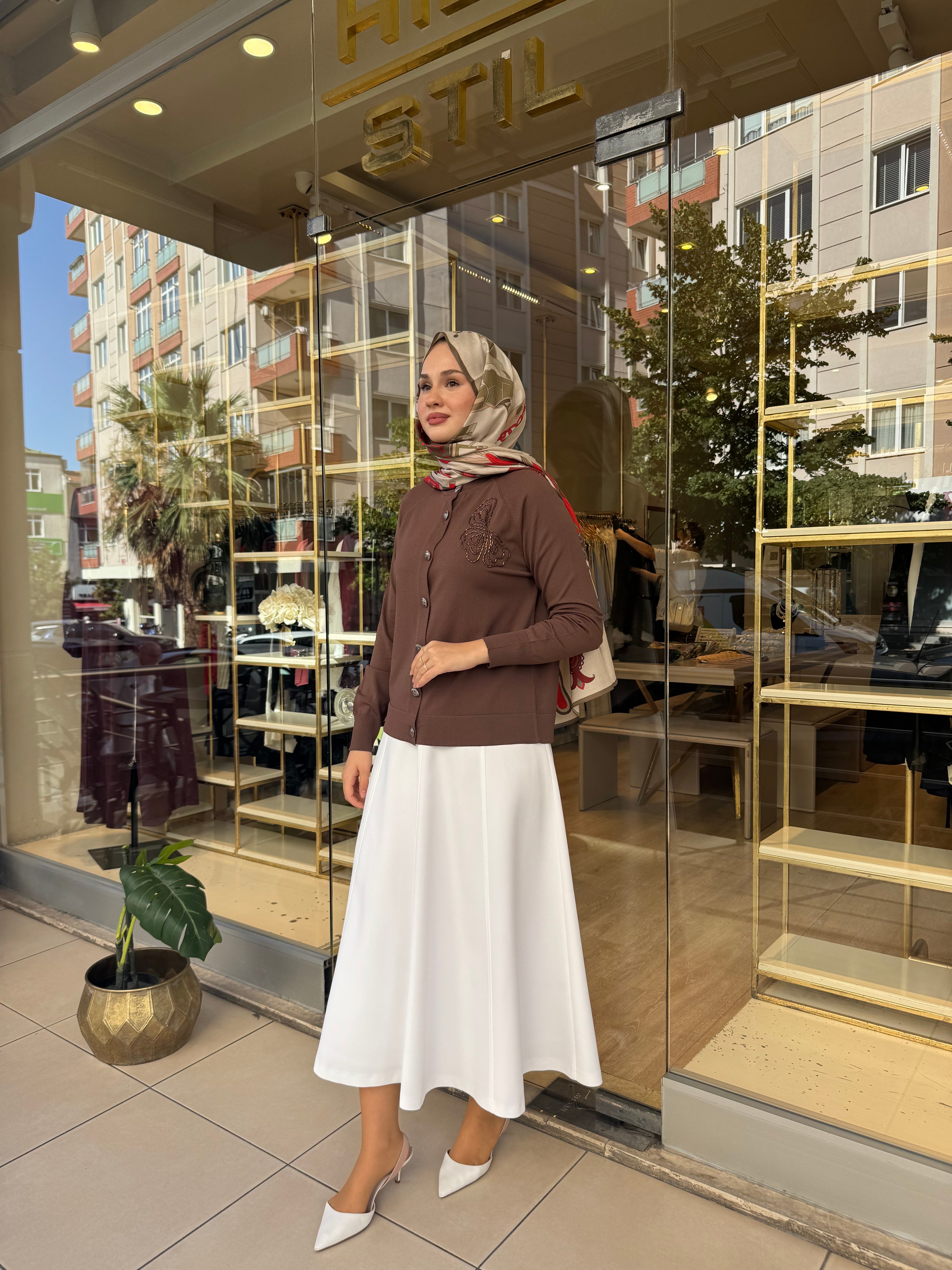 OMZU MOTİFLİ HIRKA KAHVERENGİ