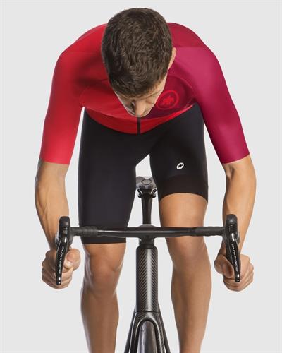 Assos Mille Gt Çift Renkli Bisikletçi Forması C2 Evo