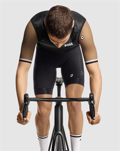 Assos Mille GT Wind C2 Boss X Assos Yelek