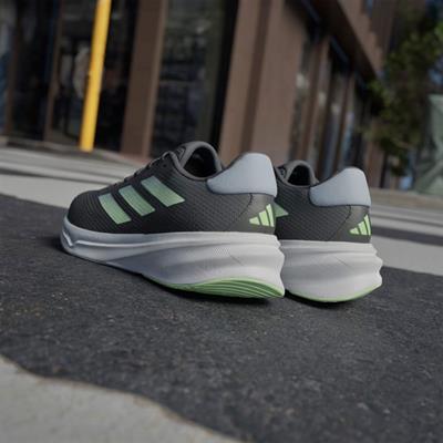 Adidas Supernova Stride Erkek Yol Koşusu Ayakkabısı