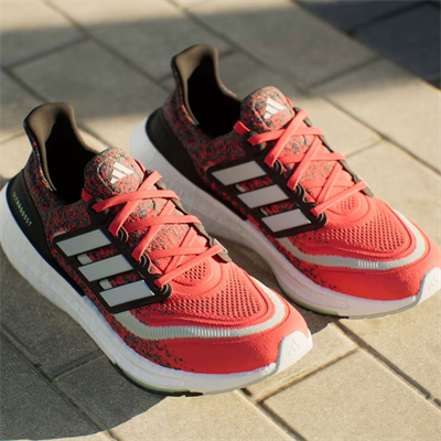 Adidas Ultraboost Light Koşu Ayakkabısı