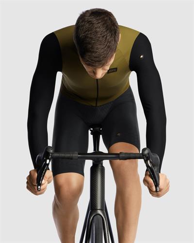 Assos Mille Gto LS C2 Uzun Kollu Bisikletçi Forması