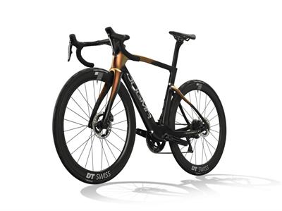 Pinarello New Dogma F Sram Red AXS 2025 Yol Bisikleti
