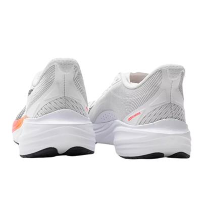 Puma Darter Pro Kadın Beyaz Yol Koşusu Ayakkabısı