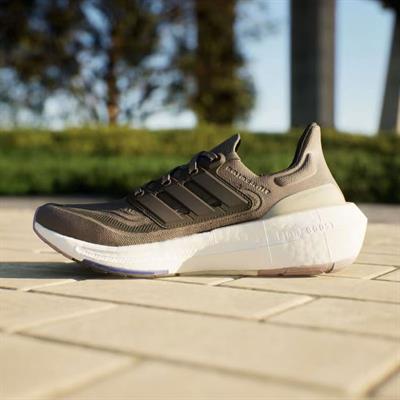 Adidas Ultraboost Light Yol Koşusu Ayakkabısı