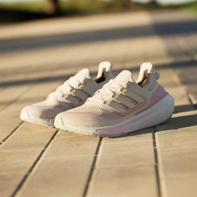 Adidas Ultraboost Light  Koşu Ayakkabısı