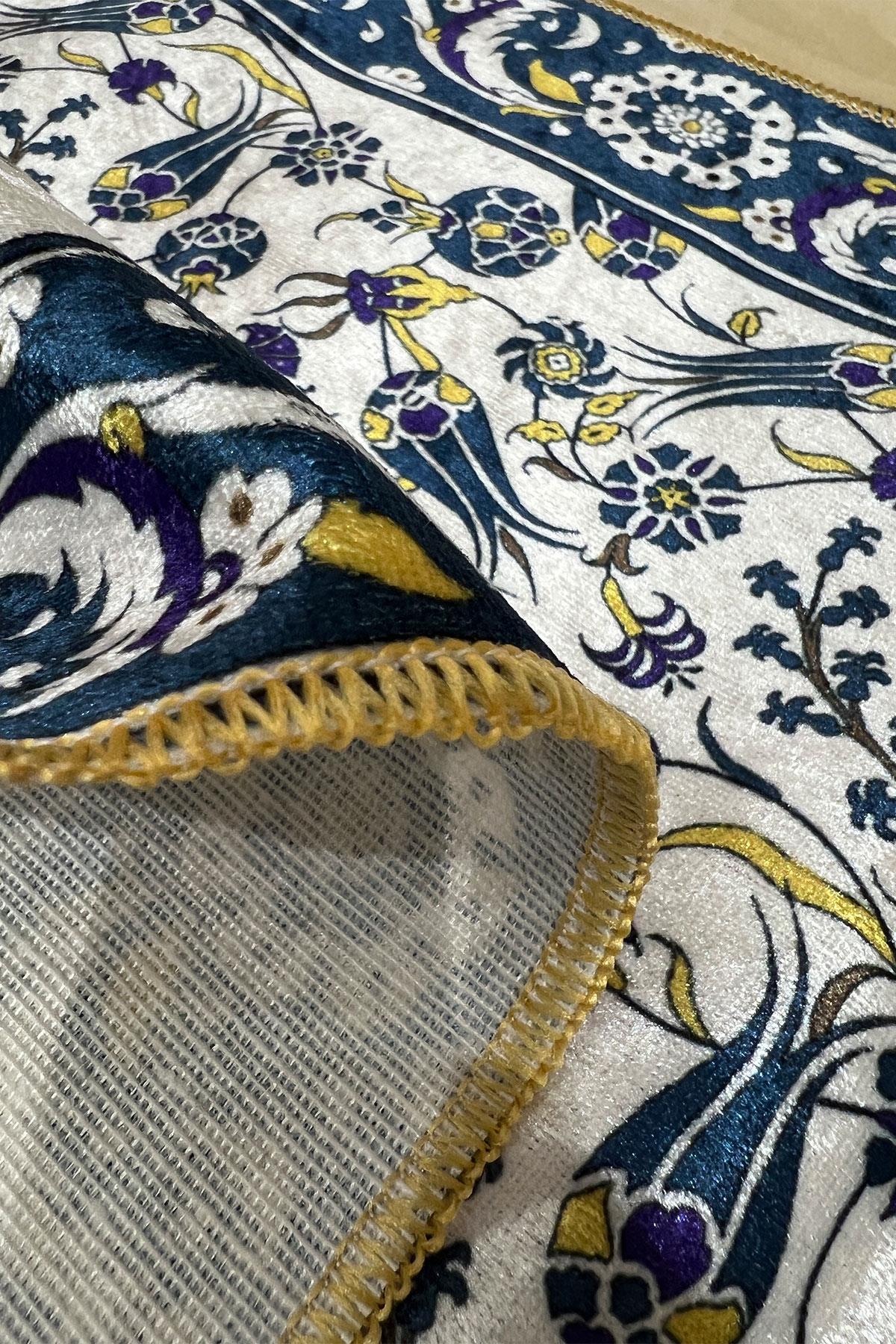 Çok Laleli Çantalı Seccade Mavi