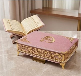 Babalar Günü Hediyesi Kadife Kutulu Orta Boy Sırmalı Kuran Pembe