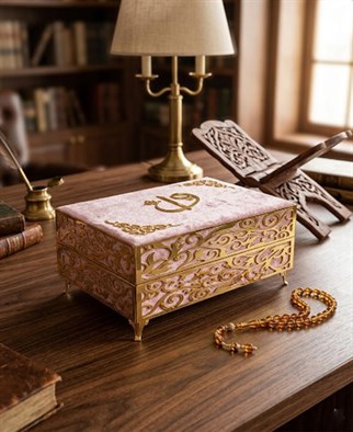 Babalar günü İçin Hediye Kadife Sandıklı Orta Boy Sırmalı Kuran Pembe