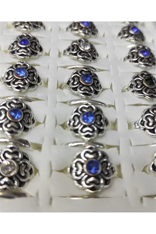 Çiçek Motifli Hediyelik Bayan Yüzük 42 li