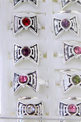 Fiyonklu Bayan Yüzüğü 42li