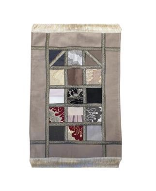 Kırkyama Desen Spandeks Çocuk Seccadesi Taş Rengi