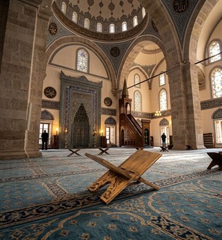 Selçuklu Oymalı Ahşap Rahle (Mini)