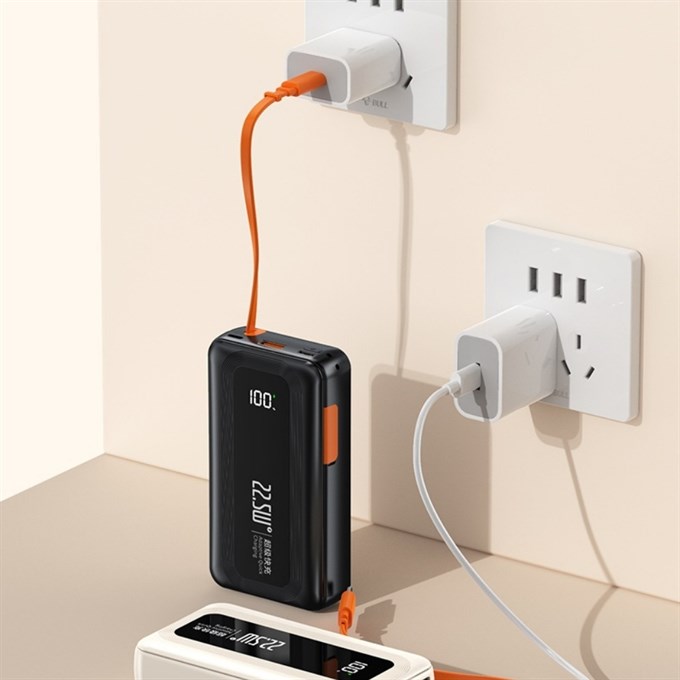 10.000 mAh 22.5W Hızlı Şarj Dahili USB-C Kablolu Dijital Göstergeli Taşınabilir Powerbank