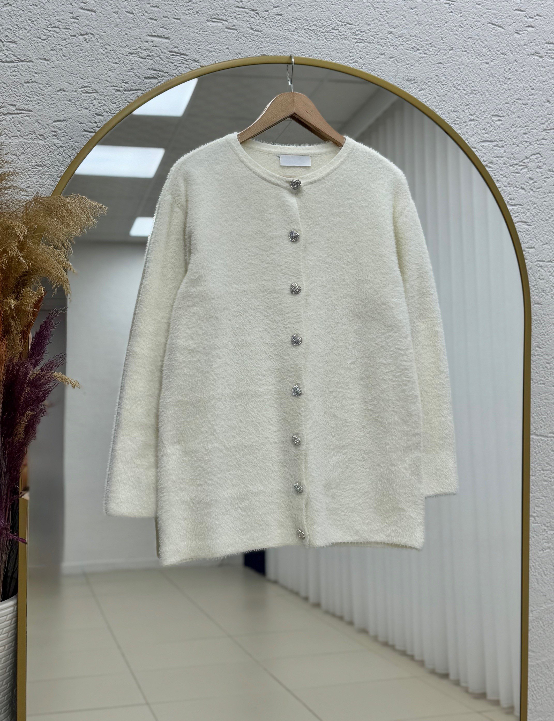 Adora Kalp Düğmeli Sakallı Hırka-KR3198 Beyaz