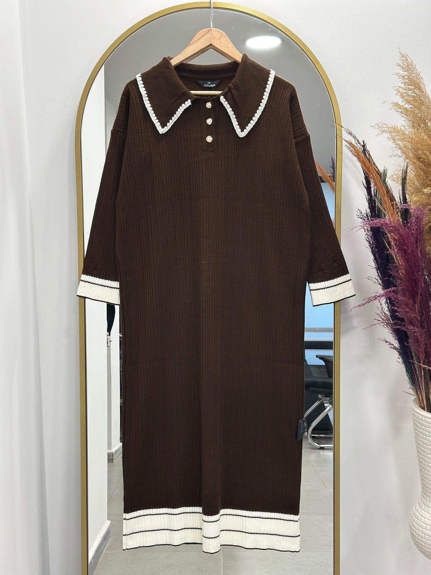 Alisa Bebe Yaka Üç Düğmeli Triko Elbise-KR3184 Kahve