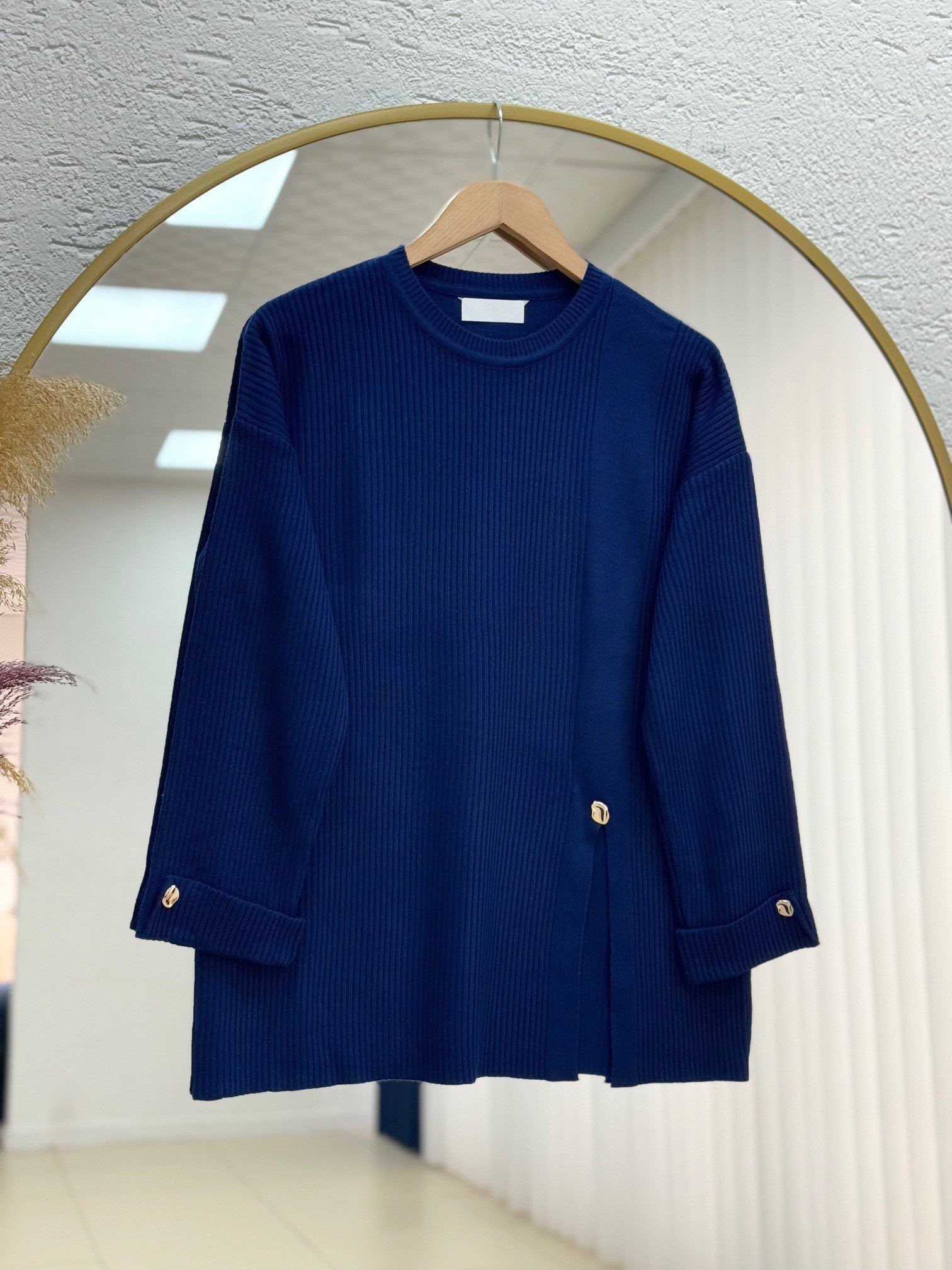 Celuna Kol Ucu Ve Önü Düğmeli Yırtmaçlı Triko Tunik-KR5005 Lacivert