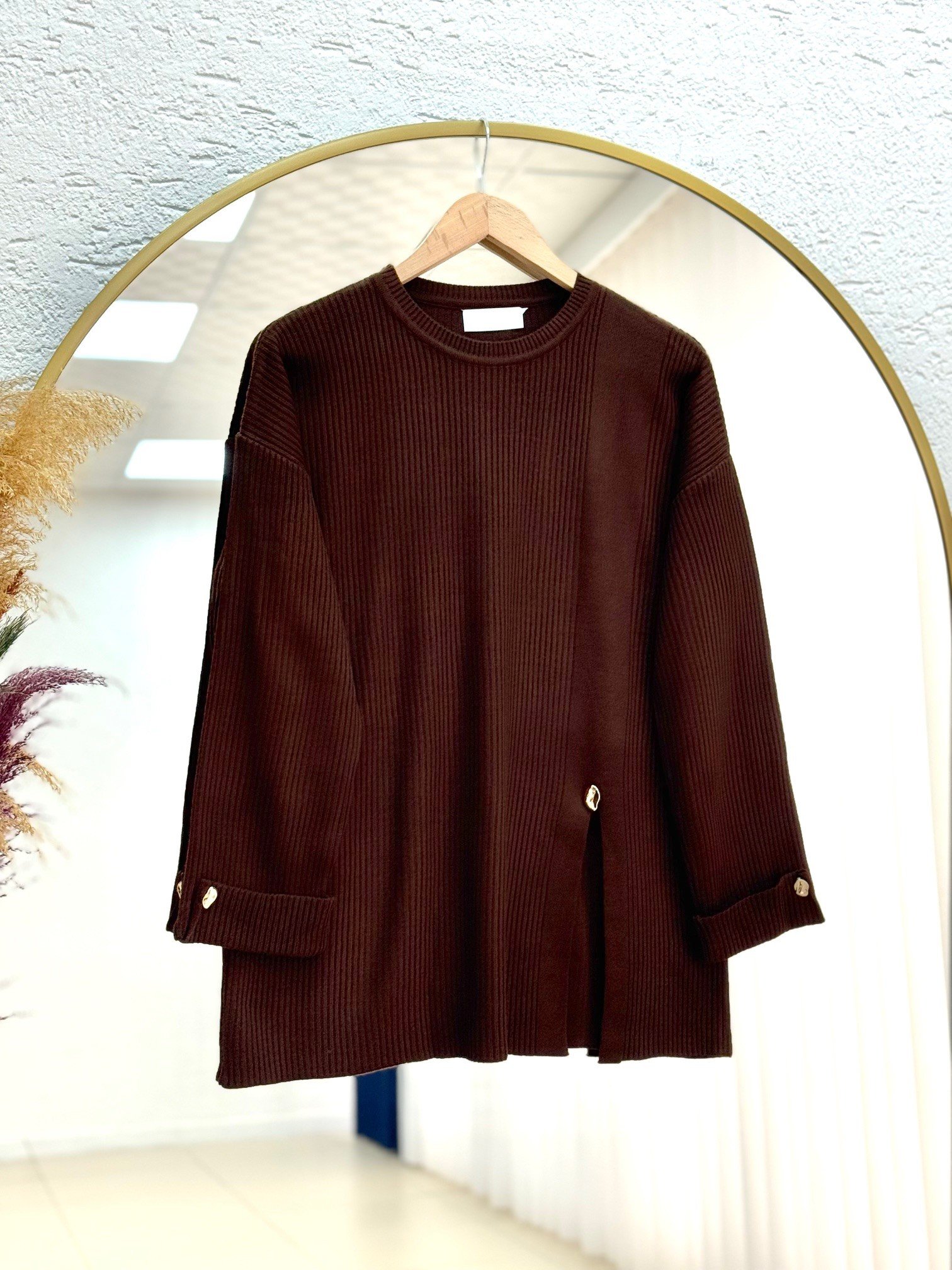 Celuna Kol Ucu Ve Önü Düğmeli Yırtmaçlı Triko Tunik-KR5005 Kahve