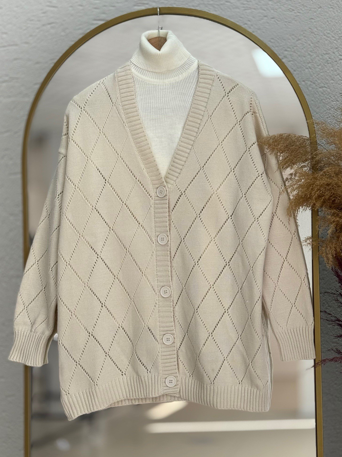 Dila Baklava Desen Delikli Hırka-Zİ6150 Taş