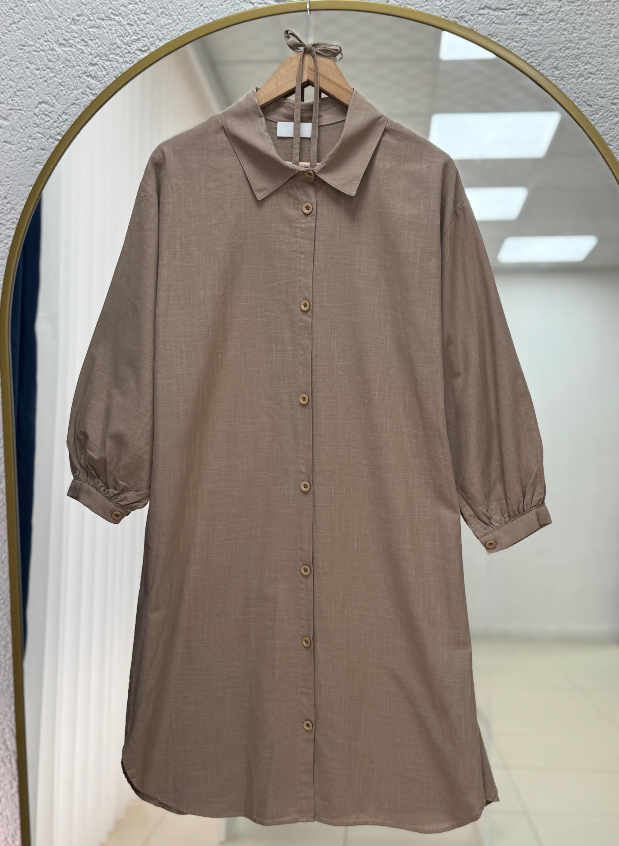 Karmora Bilek Büzgülü Yanları Yırtmaçlı Keten Tunik-EK141.12 Sütlü Kahve