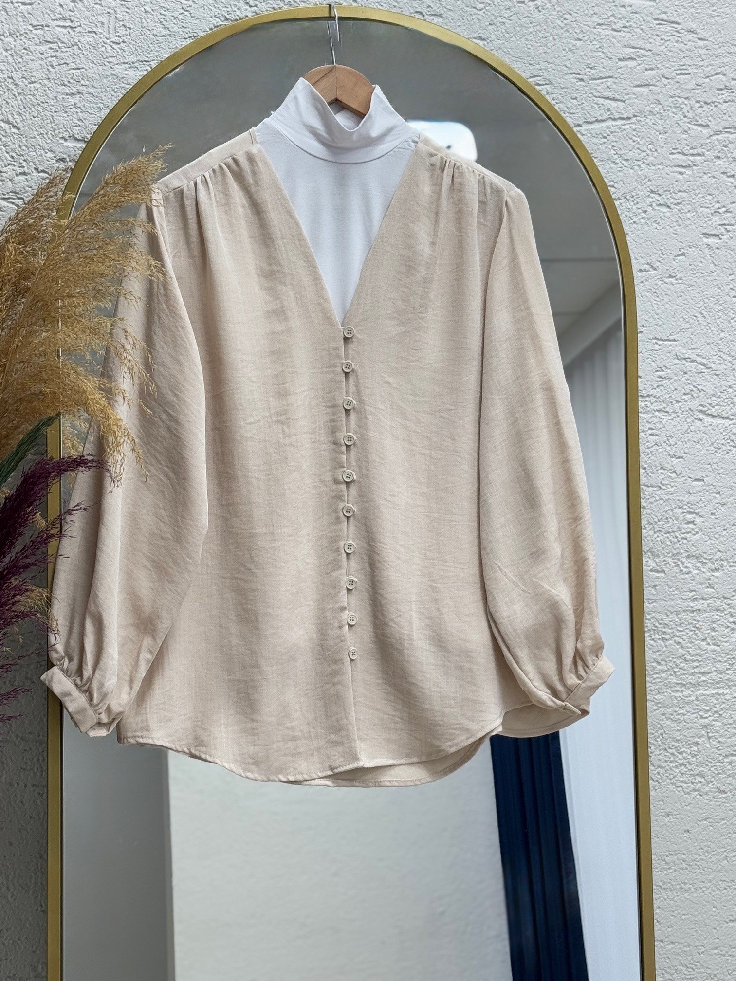 Nuran Brit Düğmeli Bluz-BN4232 Taş