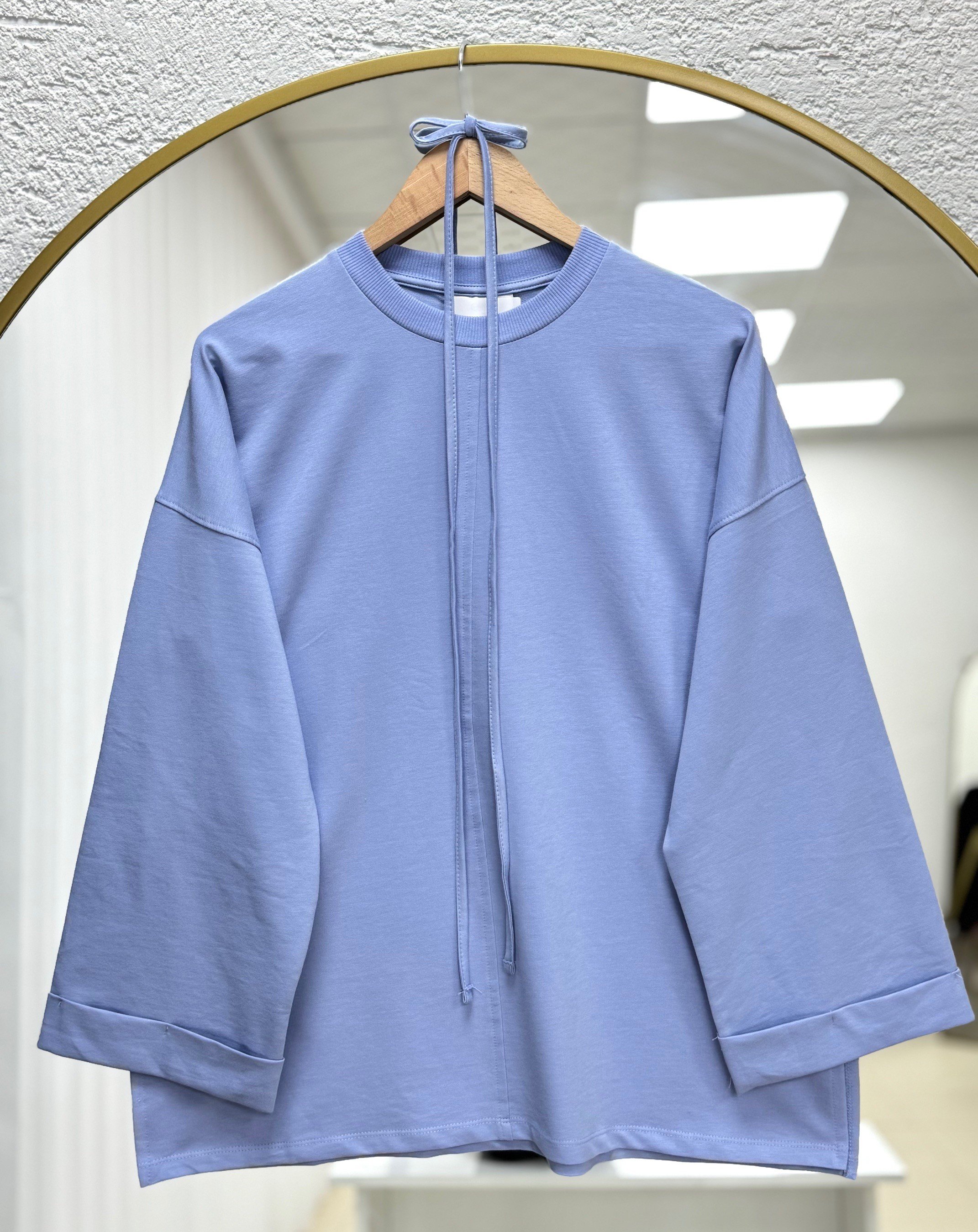 Rukiye Dikiş Detaylı Yırtmaçlı Sweatshirt-EU2755 Mavi