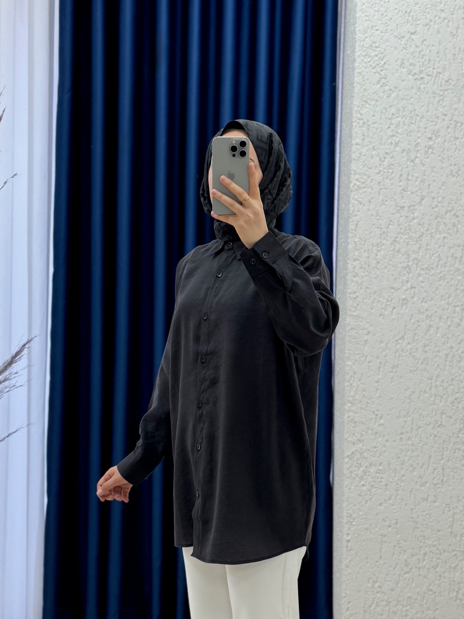 Verona Önü Kısa Arkası Uzun Modal Gömlek-PE215 Siyah