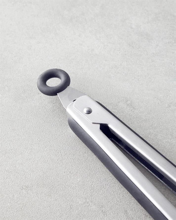 Amity Paslanmaz Çelik Maşa 26 cm Siyah