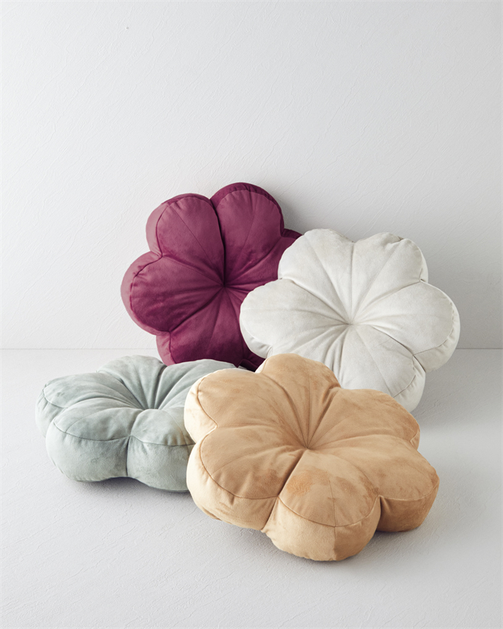 Artistic Bloom Dekoratif Kırlent 40 cm Bordo