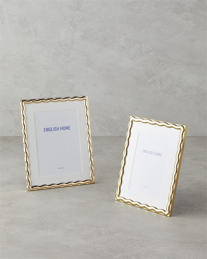 Becky Metal Çerçeve 13x18 cm Gold