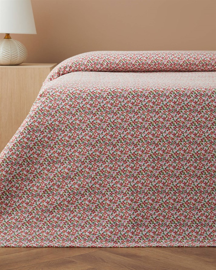 Berry Garden Baskılı Pamuklu Çift Kişilik Pike 200x220 cm Kırmızı