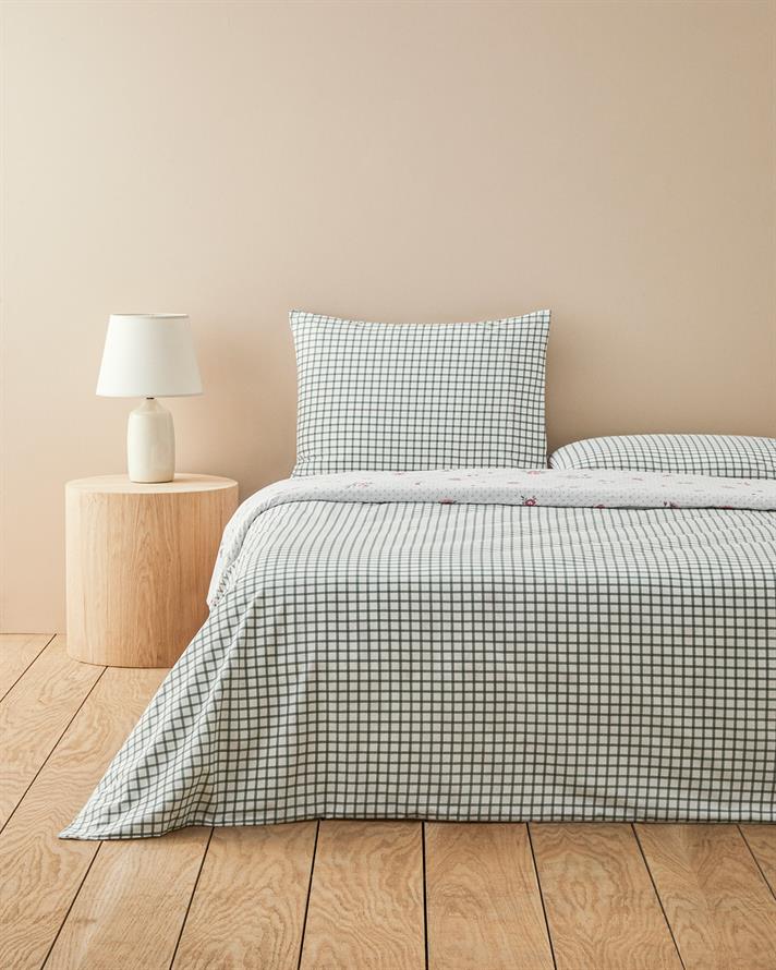 Bloomy Dots Pamuklu Çift Kişilik Nevresim Seti Pembe