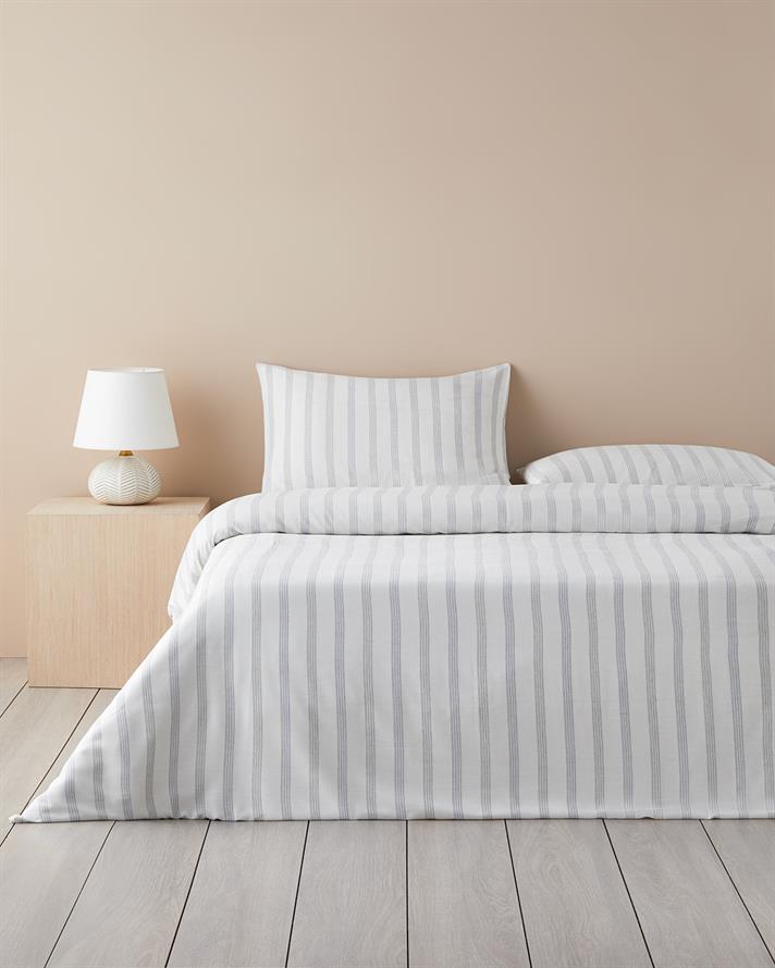 Bold Stitch İpliği Boyalı Tek Kişilik Nevresim Takımı 160x220 cm Lacivert-Yeşil