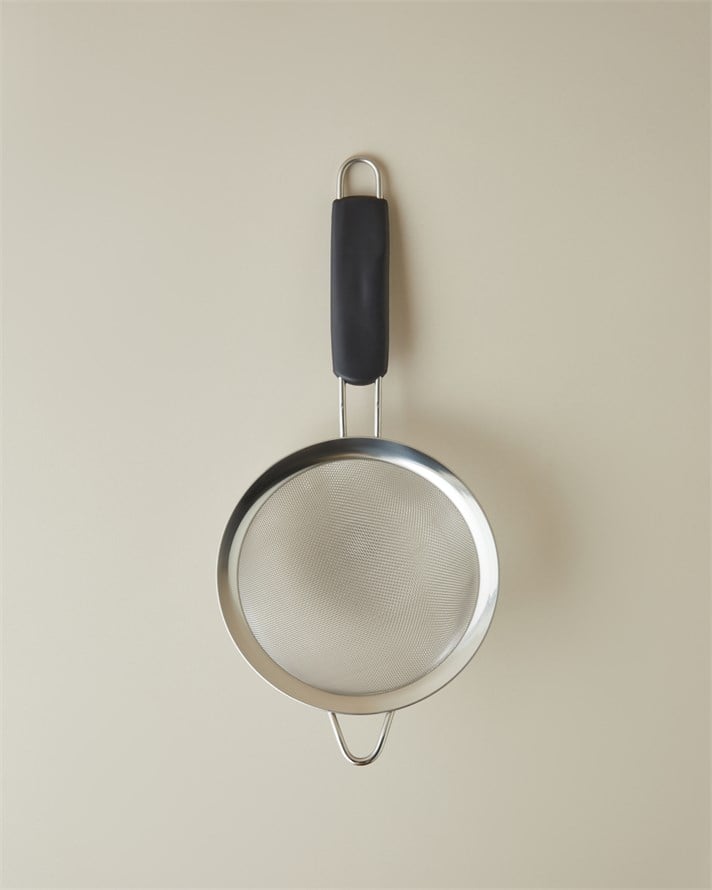 Brims Paslanmaz Çelik Süzgeç 16 cm Siyah