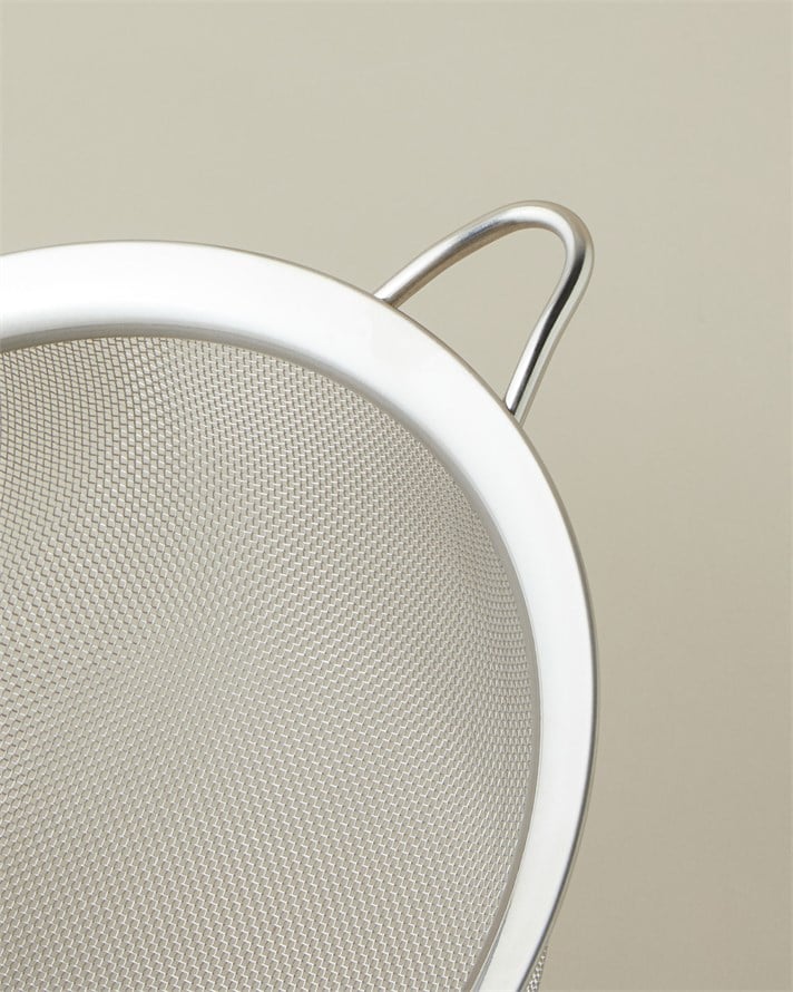 Brims Paslanmaz Çelik Süzgeç 20 cm Siyah