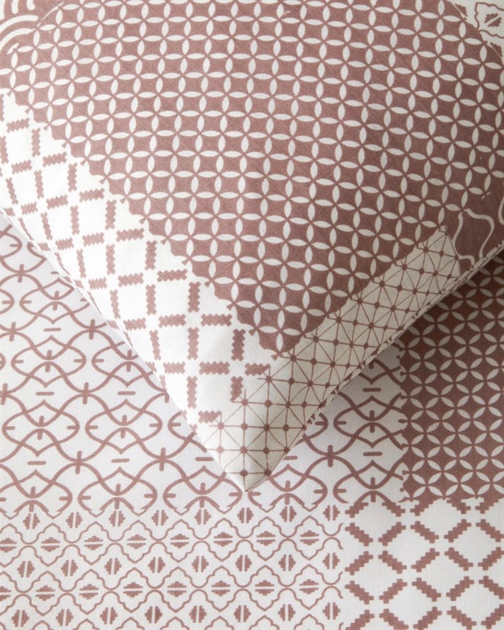Chain Patch Kolay Ütülenir Çift Kişilik Çarşaflı Nevresim Takımı 200x220 cm Mürdüm