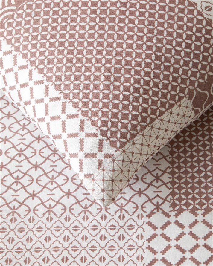 Chain Patch Kolay Ütülenir Tek Kişilik Çarşaflı Nevresim Takımı 160x220 cm Mürdüm