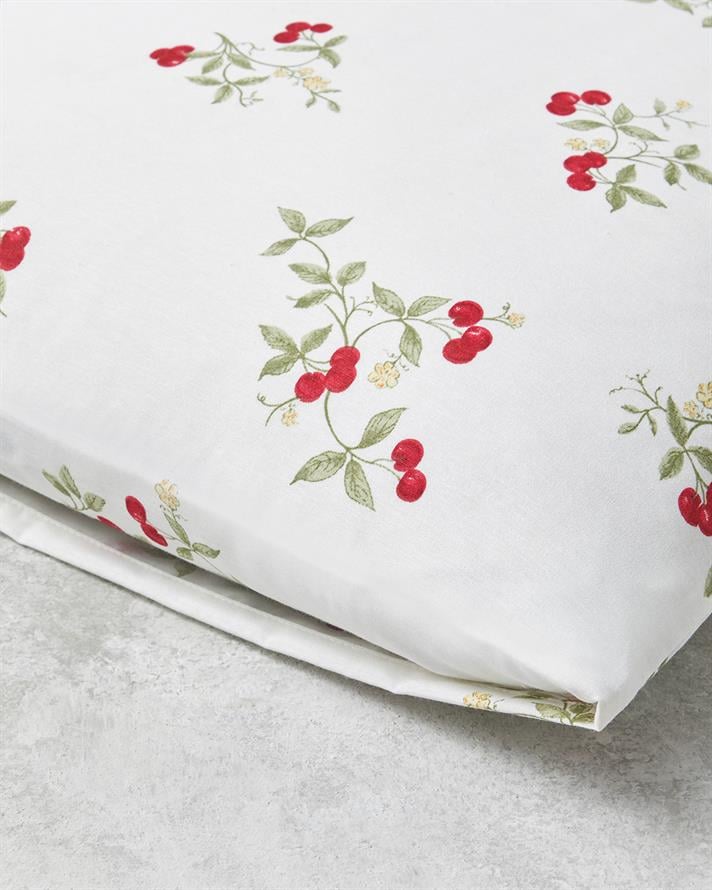 Cherry Blossom Kolay Ütülenir 2li Yastık Kılıfı 50x70 cm Beyaz - Kırmızı