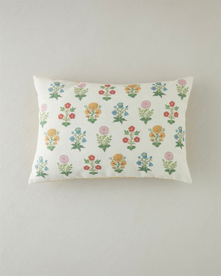 Colorful Flowers Dolgulu Kırlent 35x50 cm Multicolor
