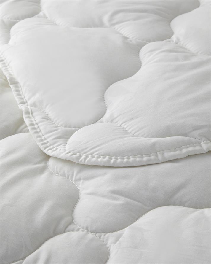 Comfy Pamuk Yorgan 195x215 cm Beyaz