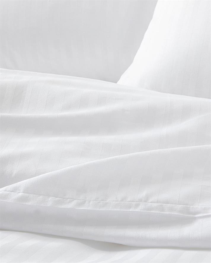 Crystal İpeksi Twill Super King Çarşaflı Nevresim Takımı Beyaz
