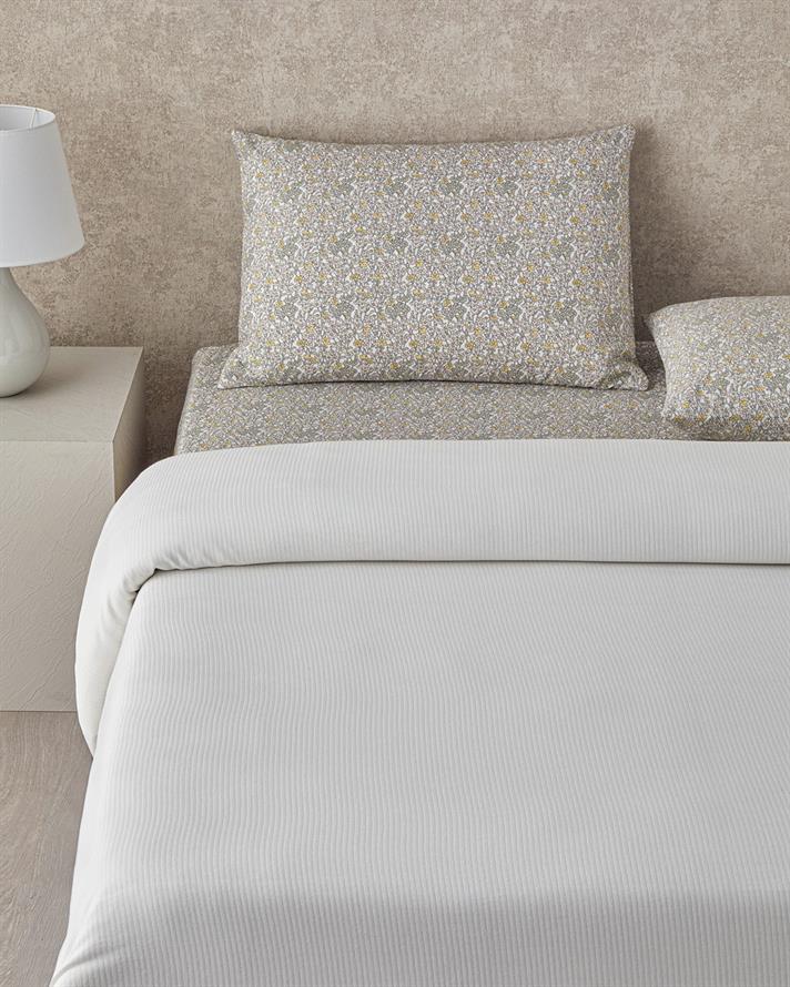 Daisy Harmony Soft Tek Kişilik Pike Takımı 150x220 cm Beyaz