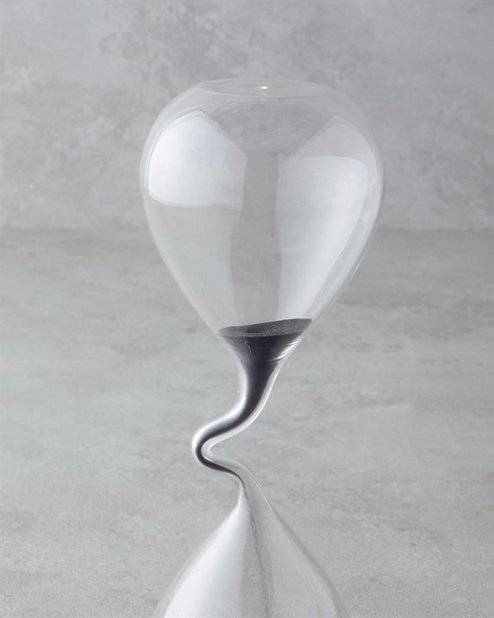 Danny Kum Saati Siyah