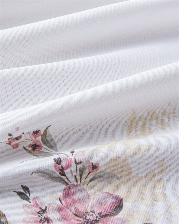 Dreamy Garden Opal Masa Örtüsü 140x200 cm Renkli