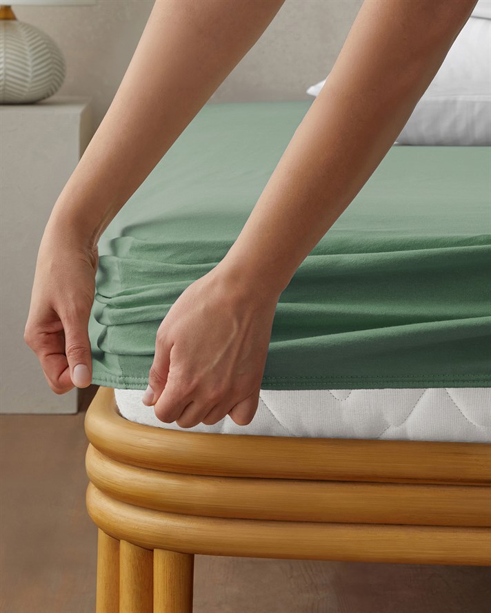 Essence Pamuk Penye Çift Kişilik Lastikli Çarşaf 160x200 cm Yeşil